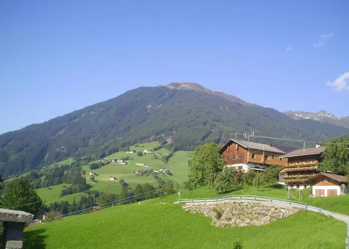 Haus Kammerlander アパート *