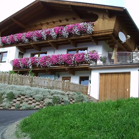 アパート Haus Kammerlander Stummerberg